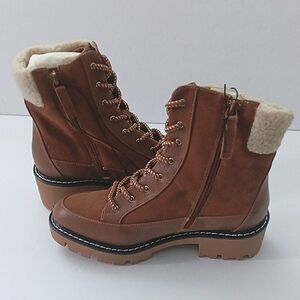 Violet & Red Lace-Up Boots Women's Size 7.5 Suede & Leather Fleece Top Zip Up